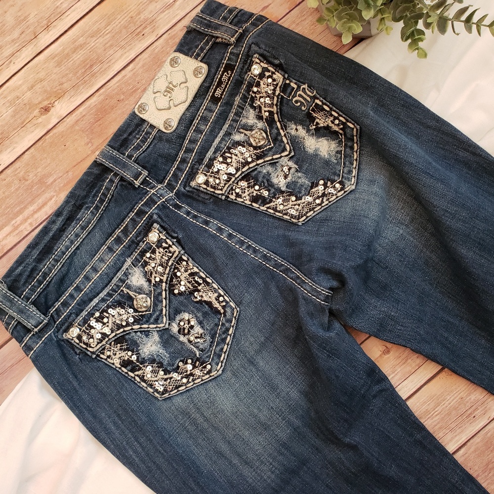 MISS ME MID RISE EASY BOOT CUT DISTRESSED JEANS 28